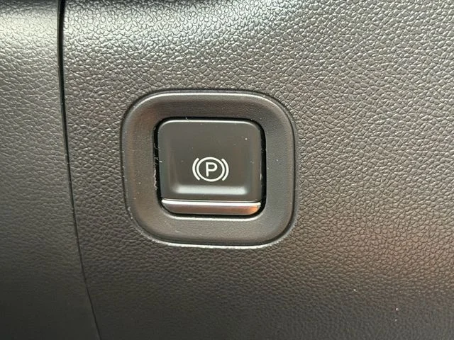 Used 2023 Gray Chevrolet Custom image 26