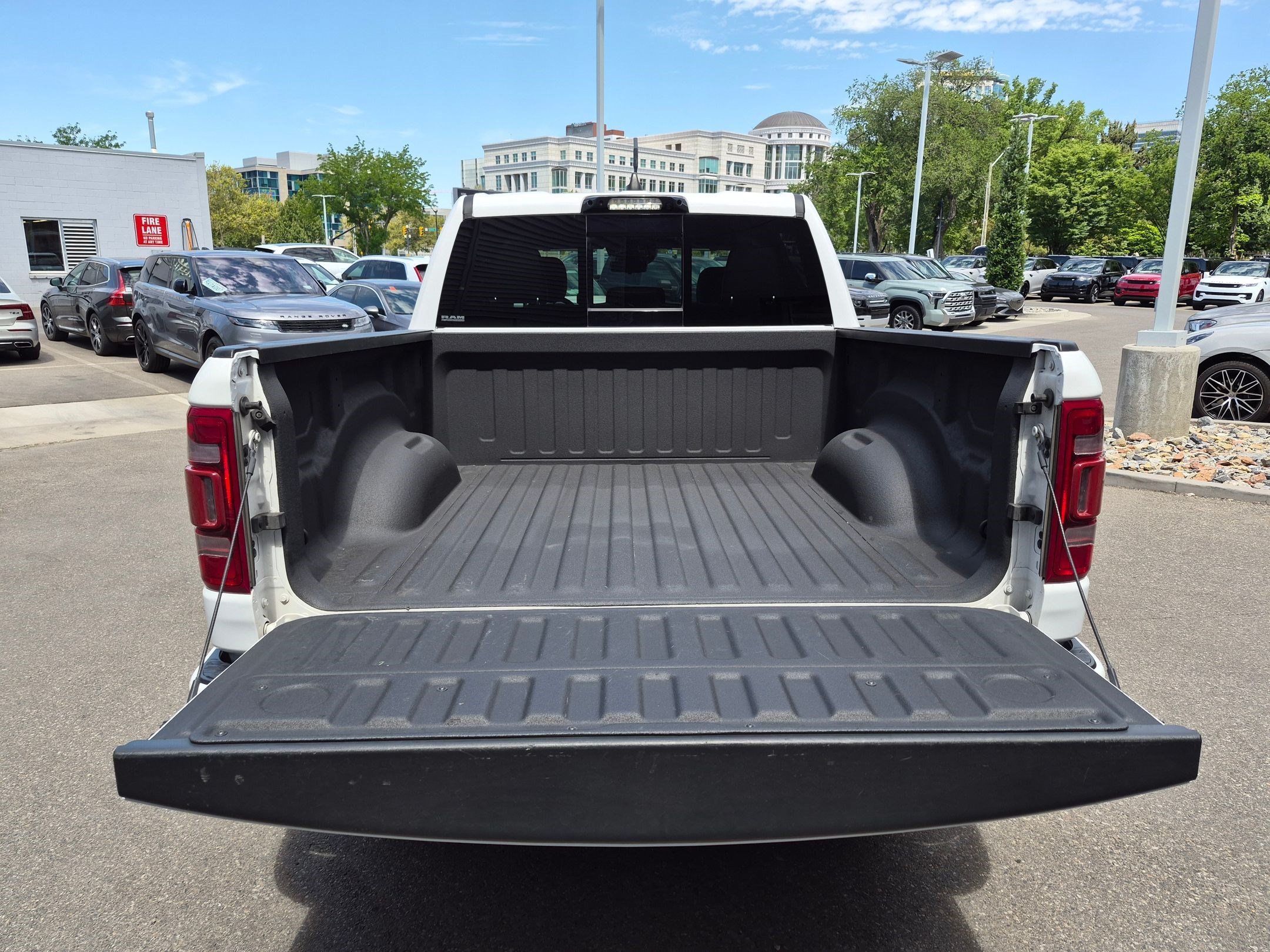 Used 2021 Bright White Clearcoat Ram Limited image 28