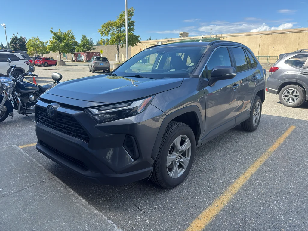 Used 2022 Magnetic Gray Metallic Toyota Hybrid XLE image 1