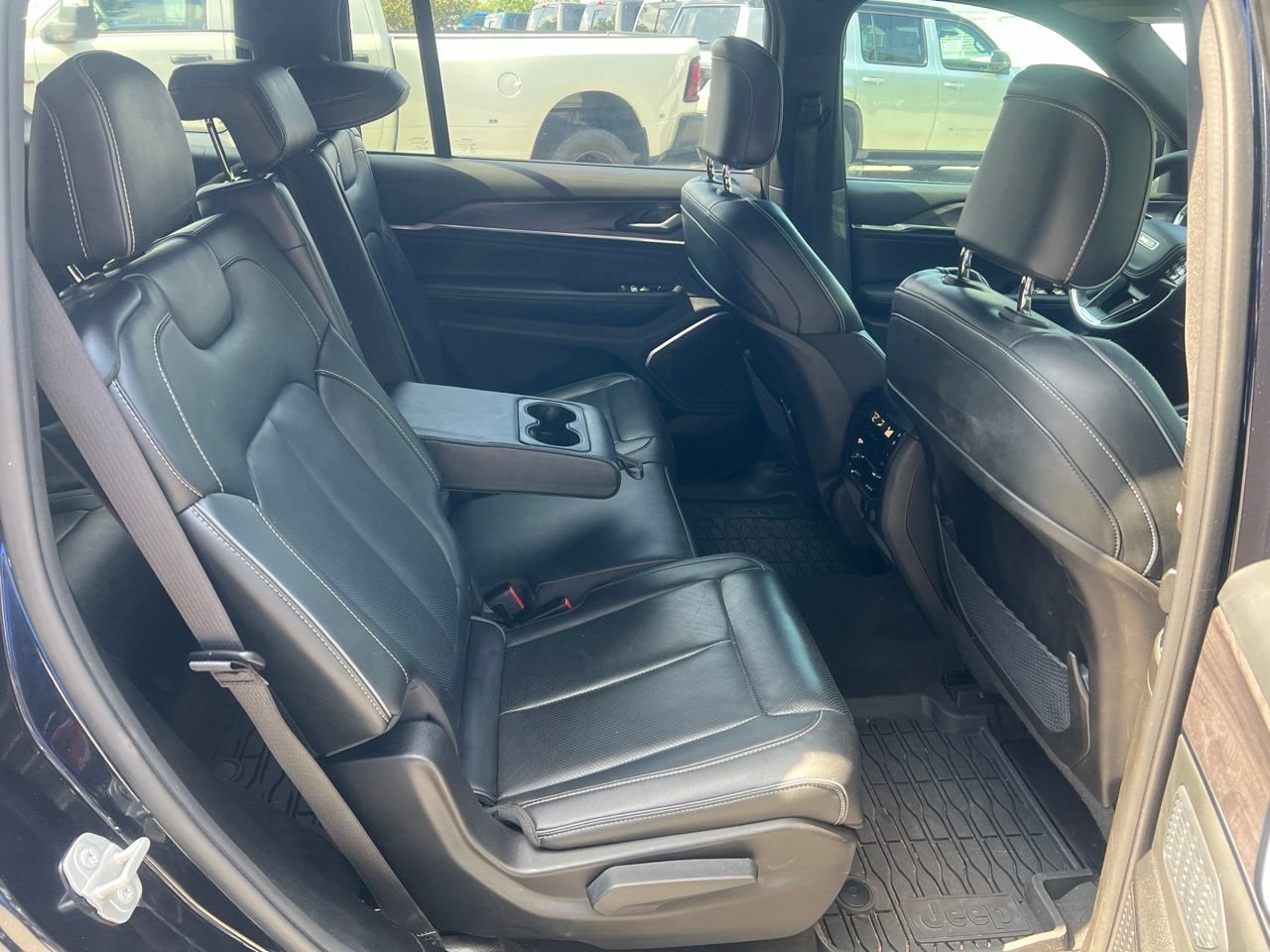 Used 2023 Black Jeep Overland image 31