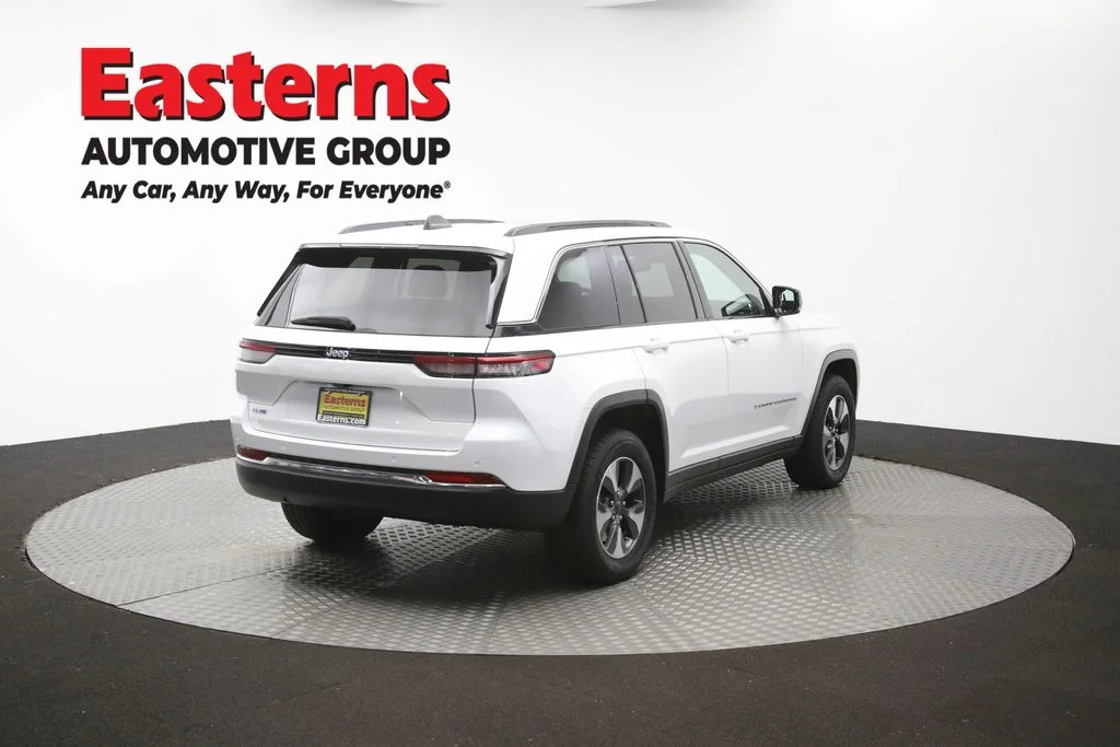 Used 2024 White Jeep 4xe image 44