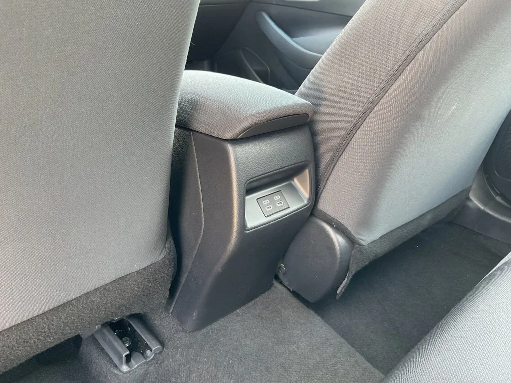 Used 2025 Silver Toyota LE image 18