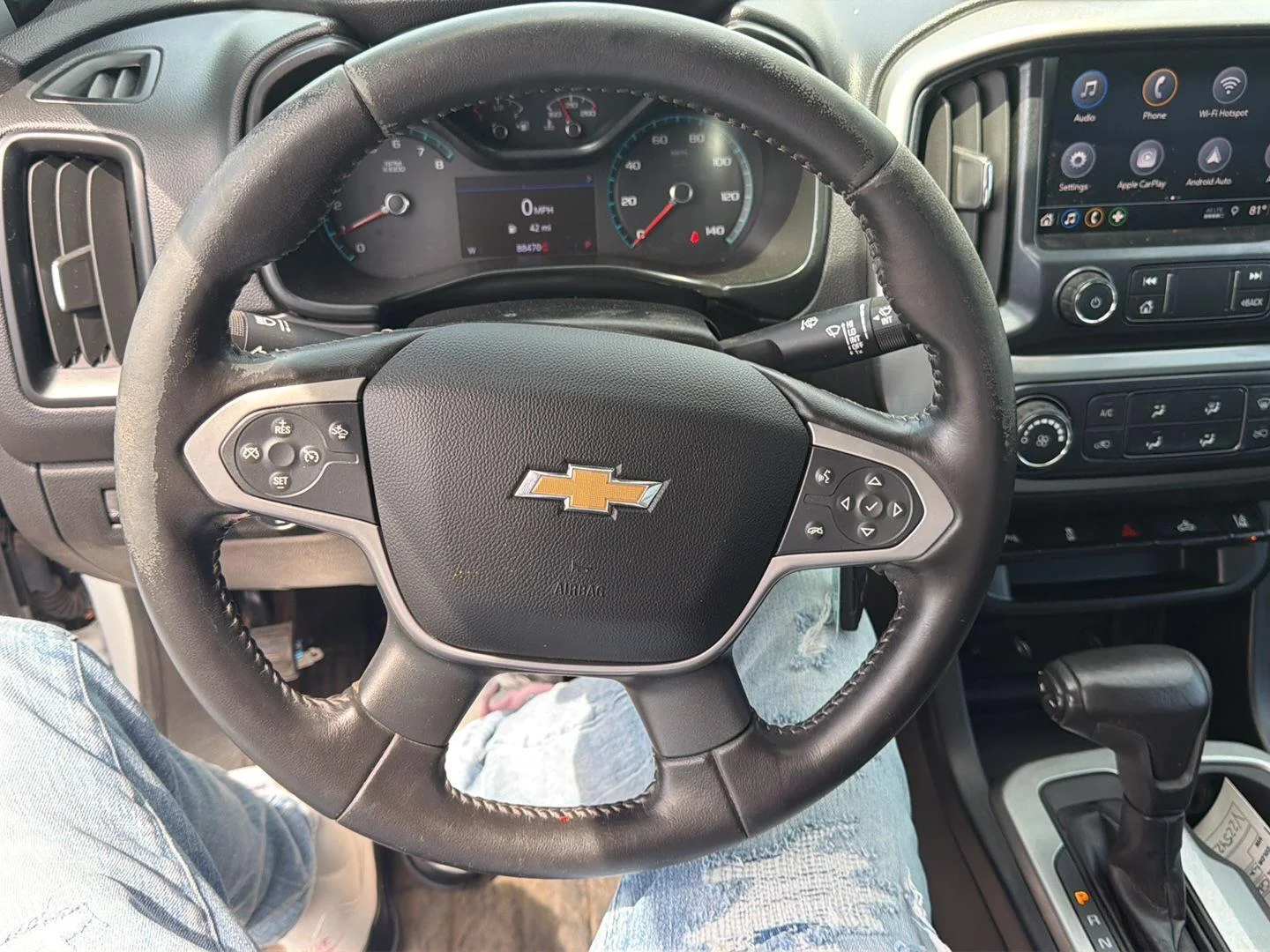 Used 2020 Summit White Chevrolet 4WD LT image 11