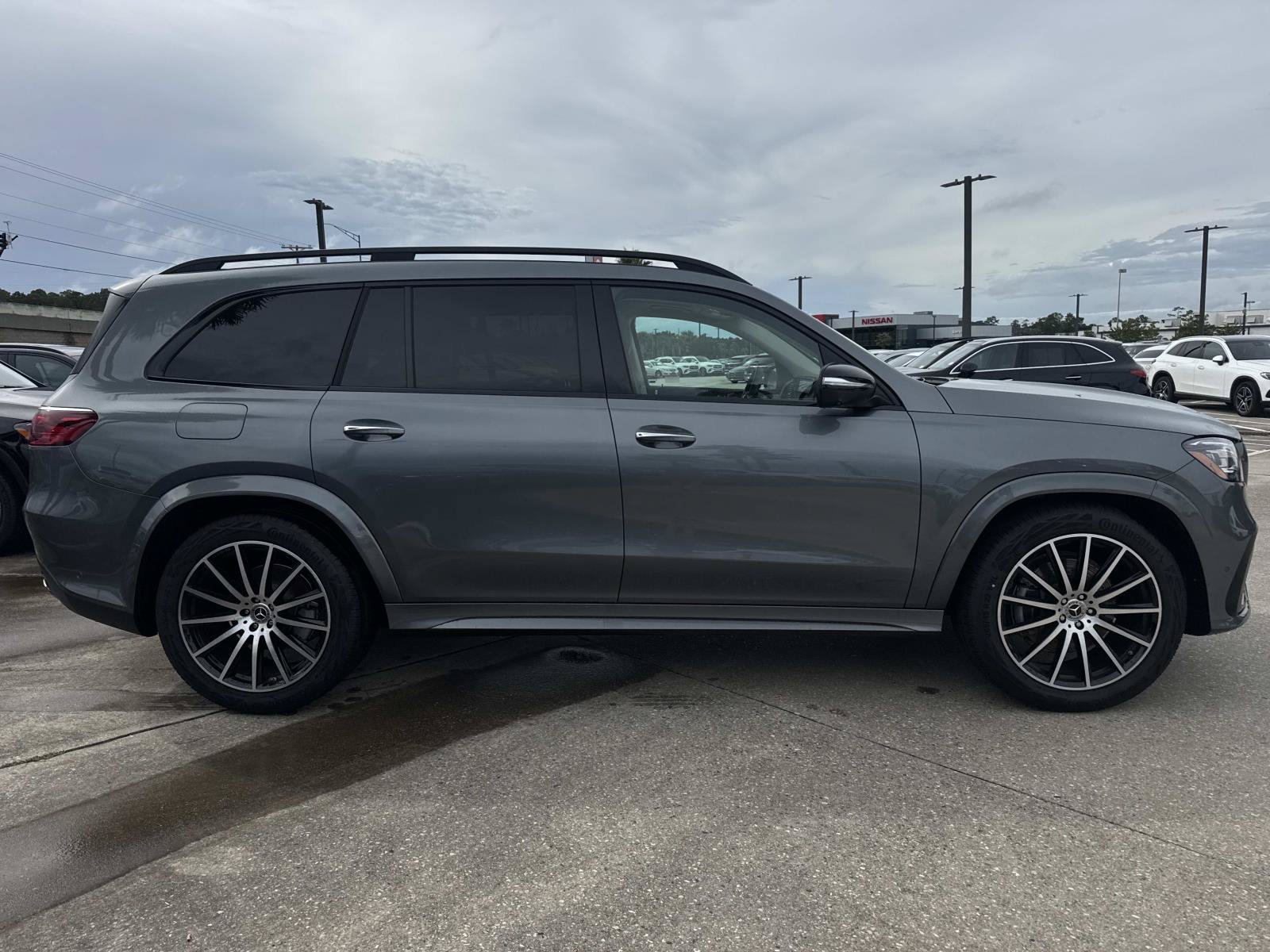 New 2026  Mercedes-Benz GLS 450 image 4