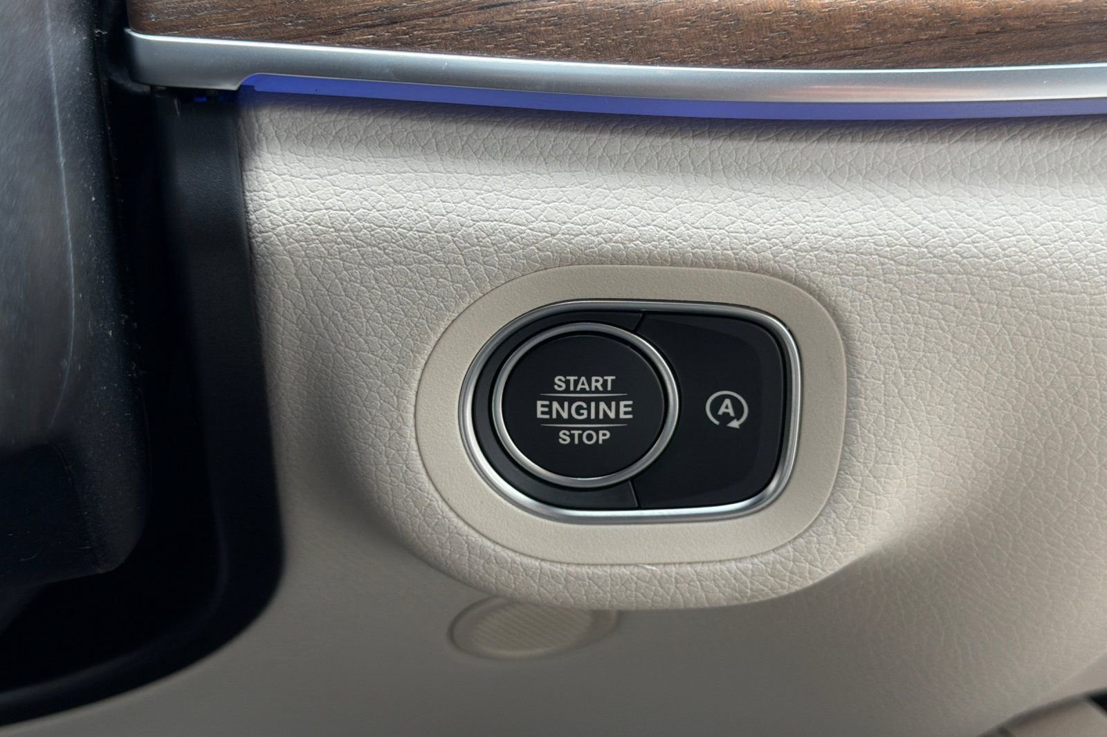 New 2026 Polar White Mercedes-Benz GLS 450 image 22