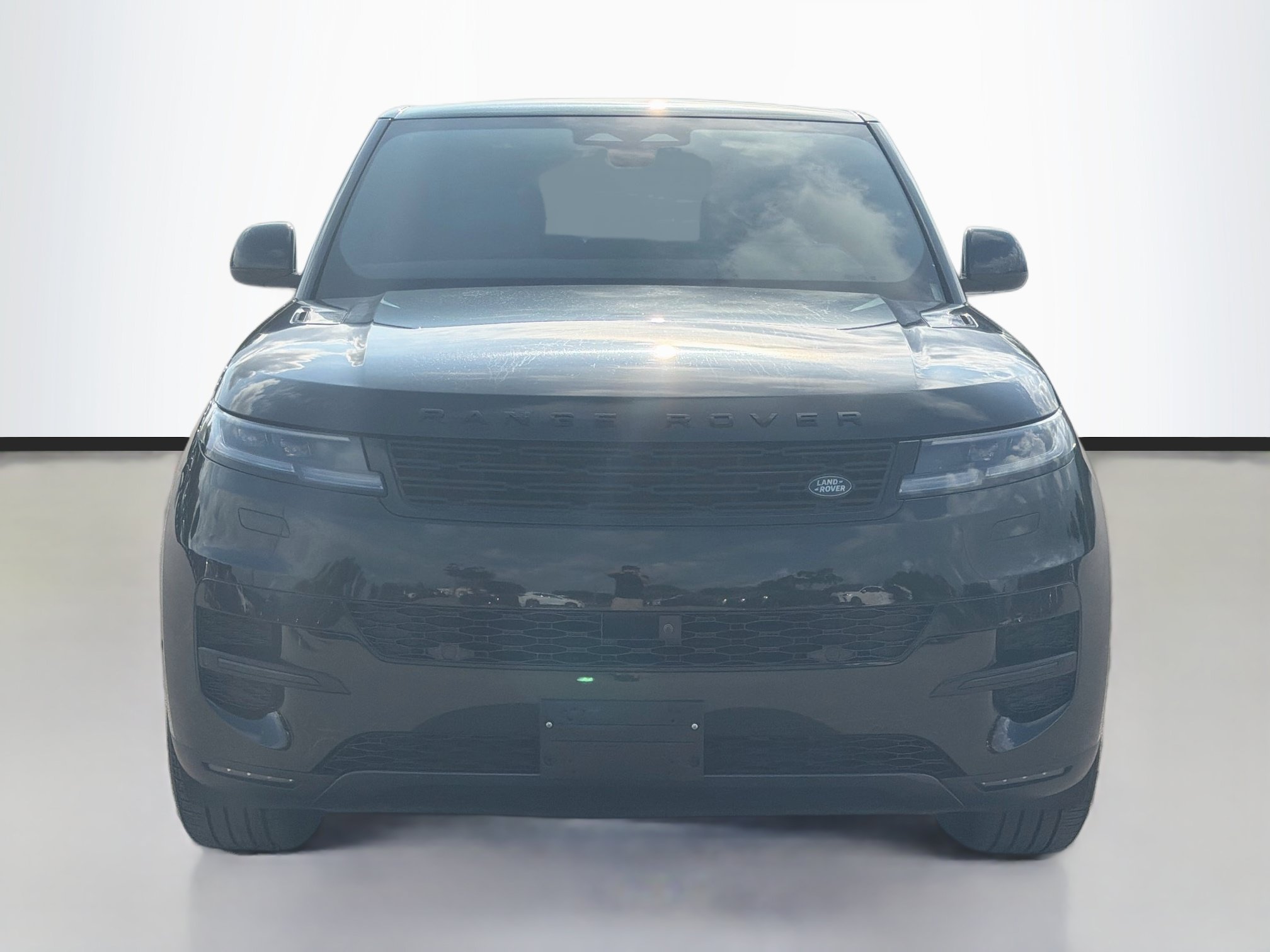 Used 2025 Santorini Black Metallic Land Rover SE image 8