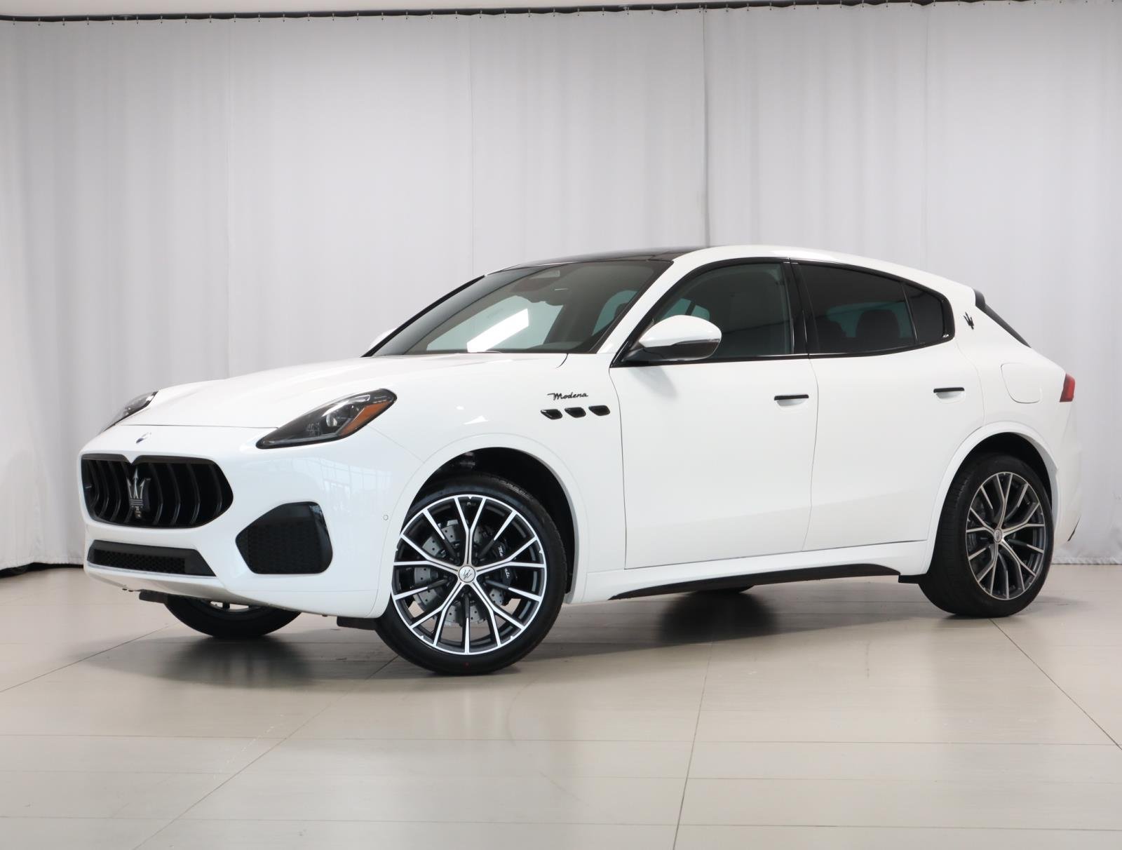 2026 Maserati Grecale Modena V6