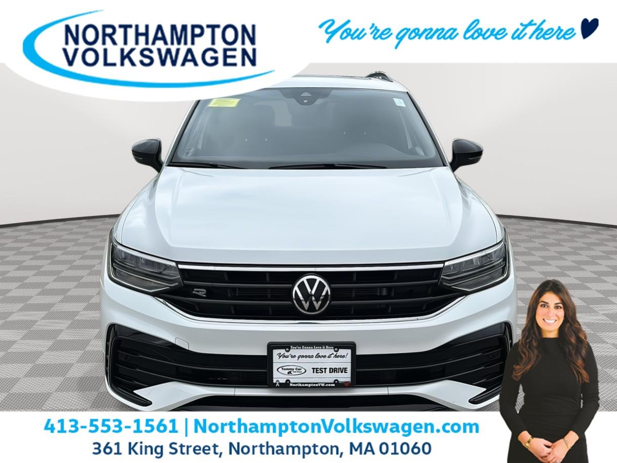 2023 Volkswagen Tiguan SE R-LINE BLACK