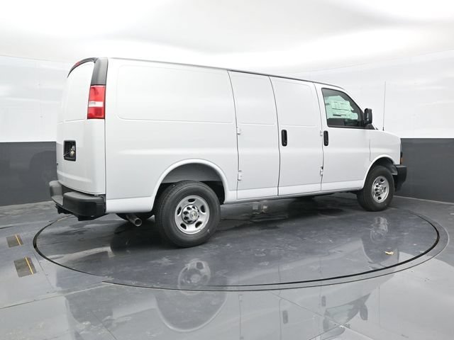 2025 Chevrolet Express Cargo Work Van - Photo 7