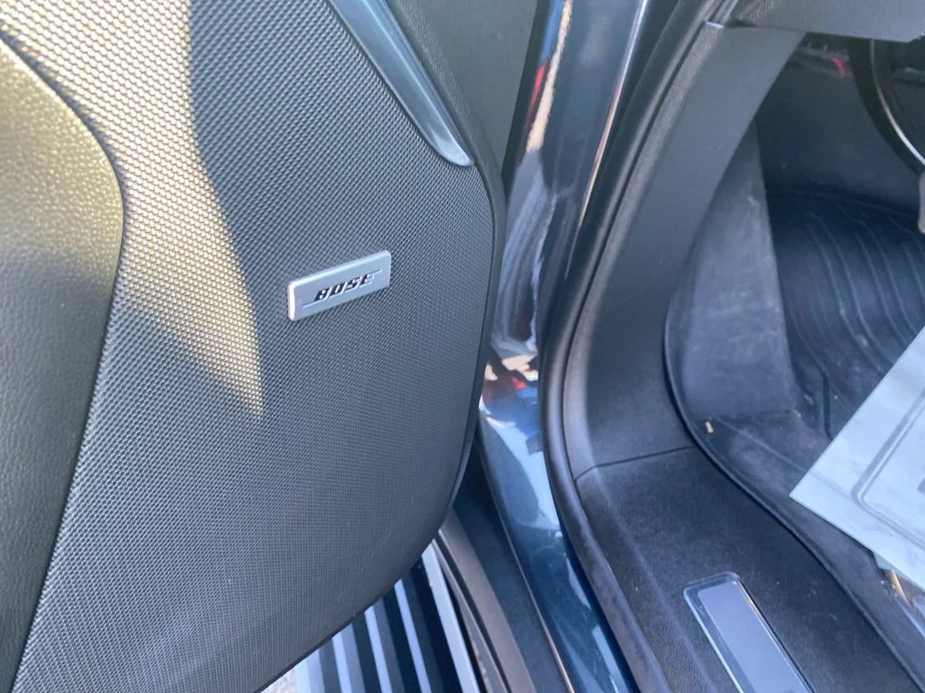 Used 2022 Hunter Metallic GMC Denali image 14