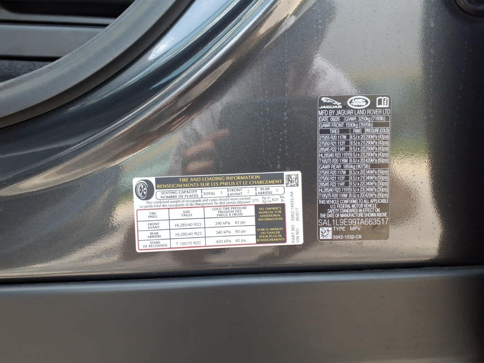 New 2026 Carpathian Grey LAND ROVER Dynamic SE image 24