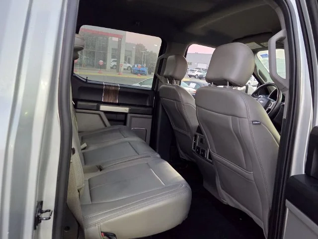Used 2019 Silver Ford Lariat image 17