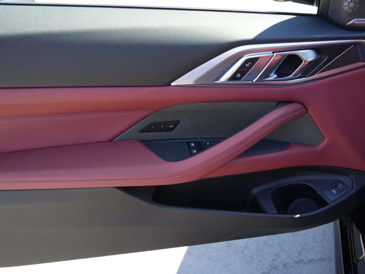 New 2026 Black Sapphire Metallic BMW M440i xDrive image 7