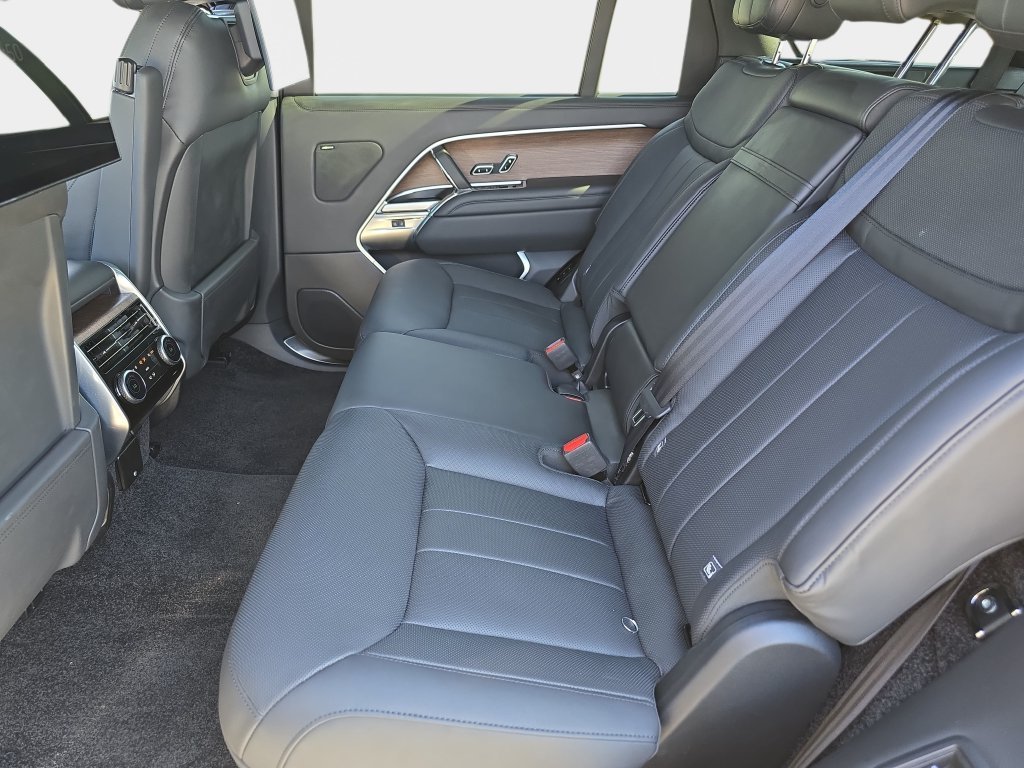 Certified Used 2025 Black Land Rover SE image 16