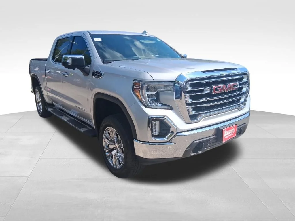 Used 2019 Silver GMC SLT image 3