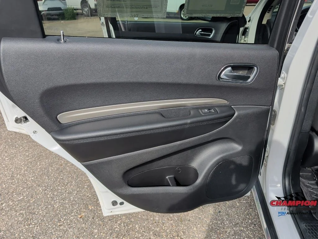 Used 2017 White Dodge SXT image 16