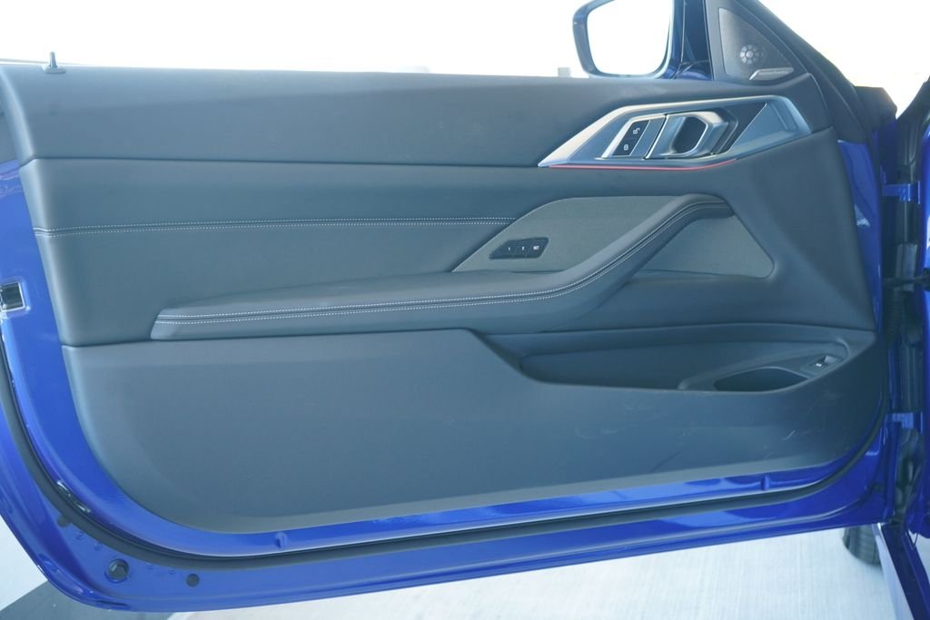 2026 BMW 4 Series 430i - Photo 9