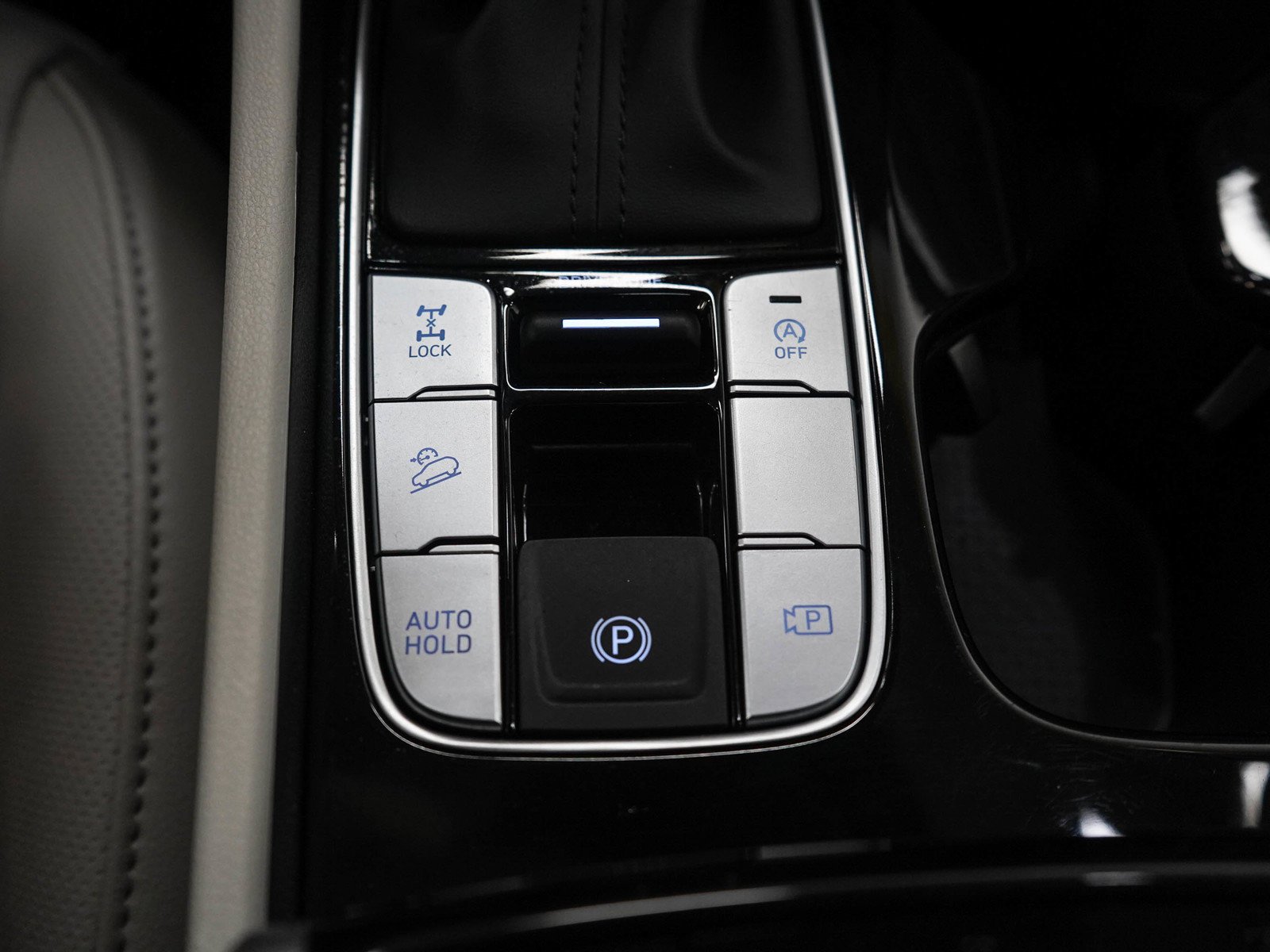 Used 2024 Black Pearl Hyundai SEL AWD *Ltd Avail* image 25