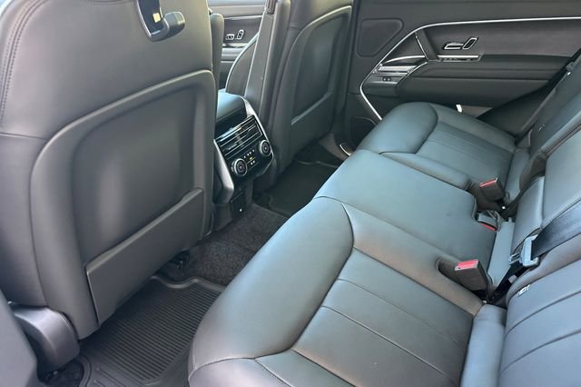 New 2026 Fuji White Land Rover SE image 11