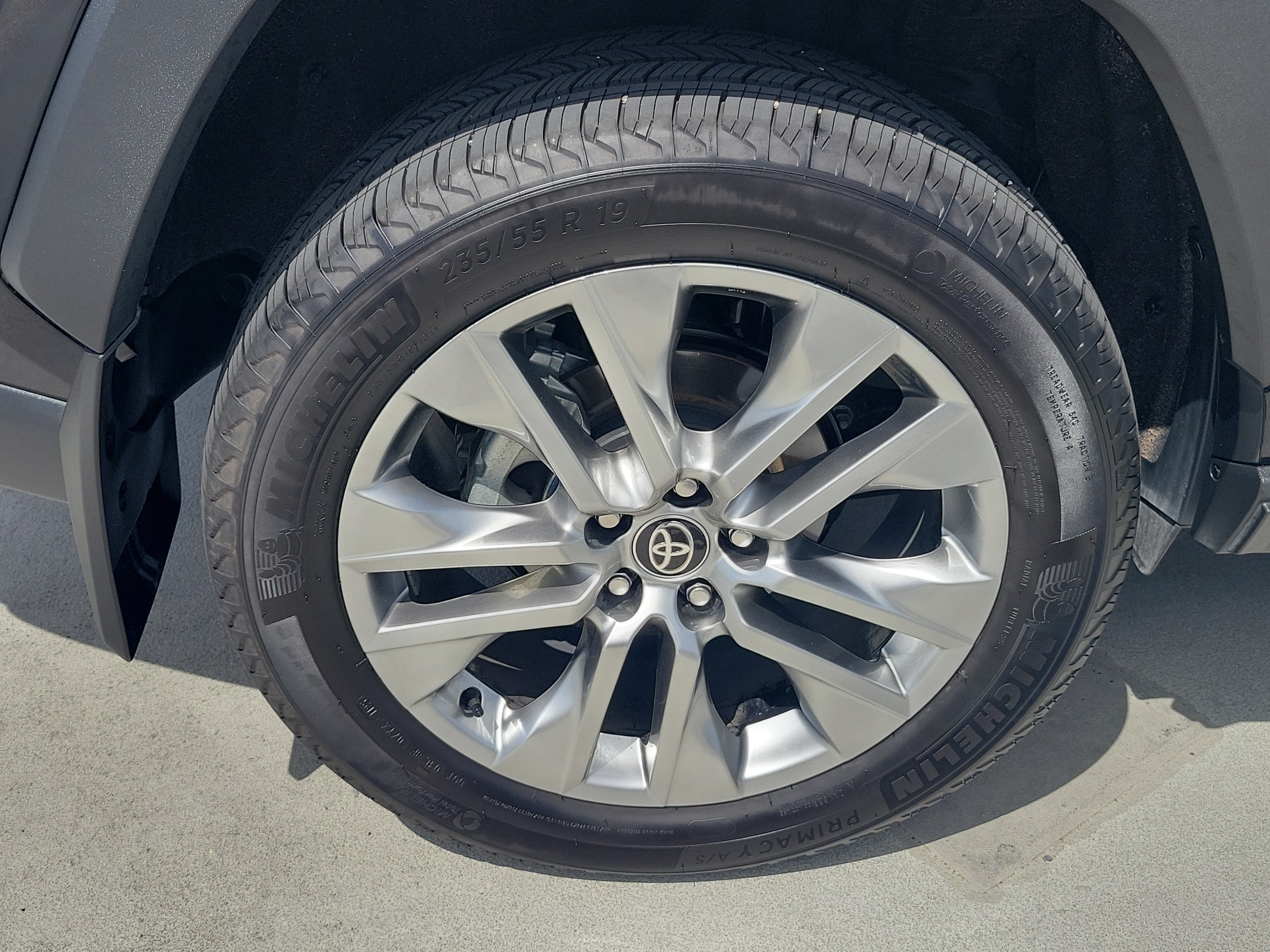 Certified Used 2025 Midnight Black Metallic Toyota XLE Premium image 7