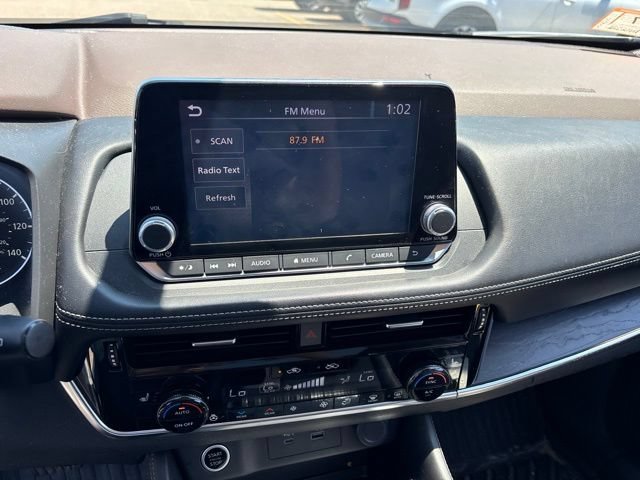 Certified Used 2021 Brilliant Silver / Black Nissan SL image 19