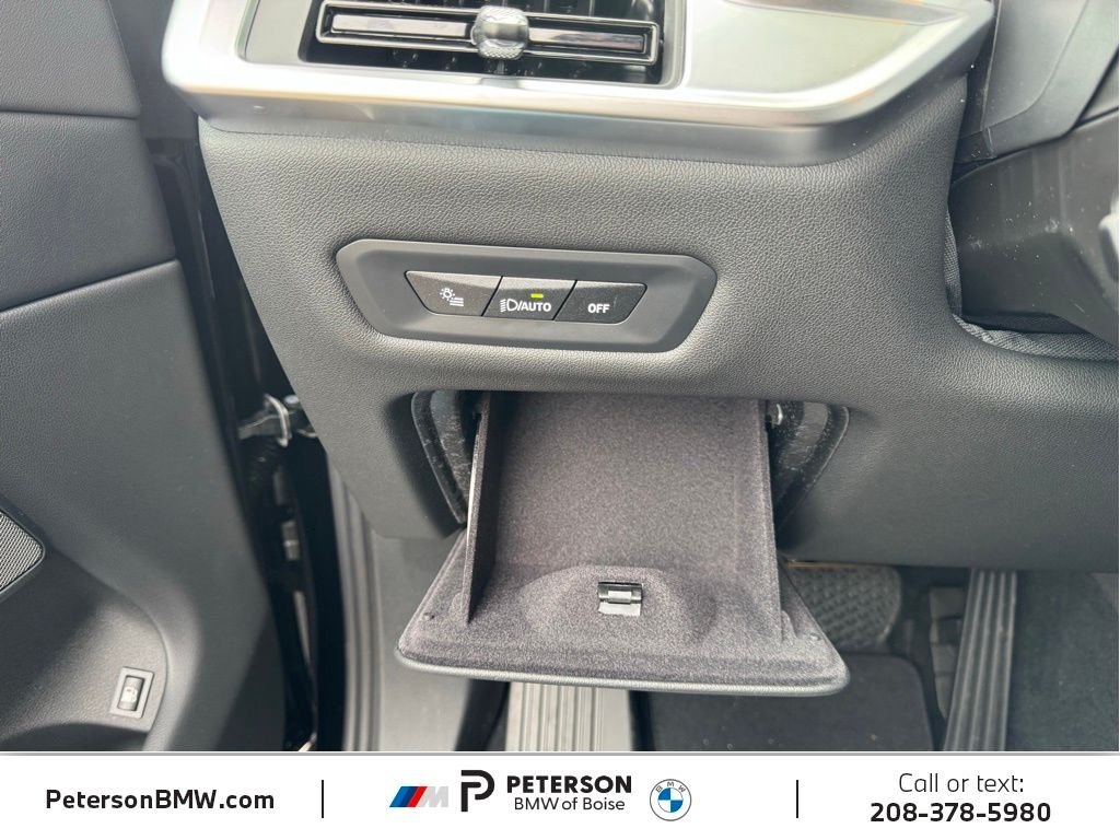 2026 BMW X5 50e - Photo 26