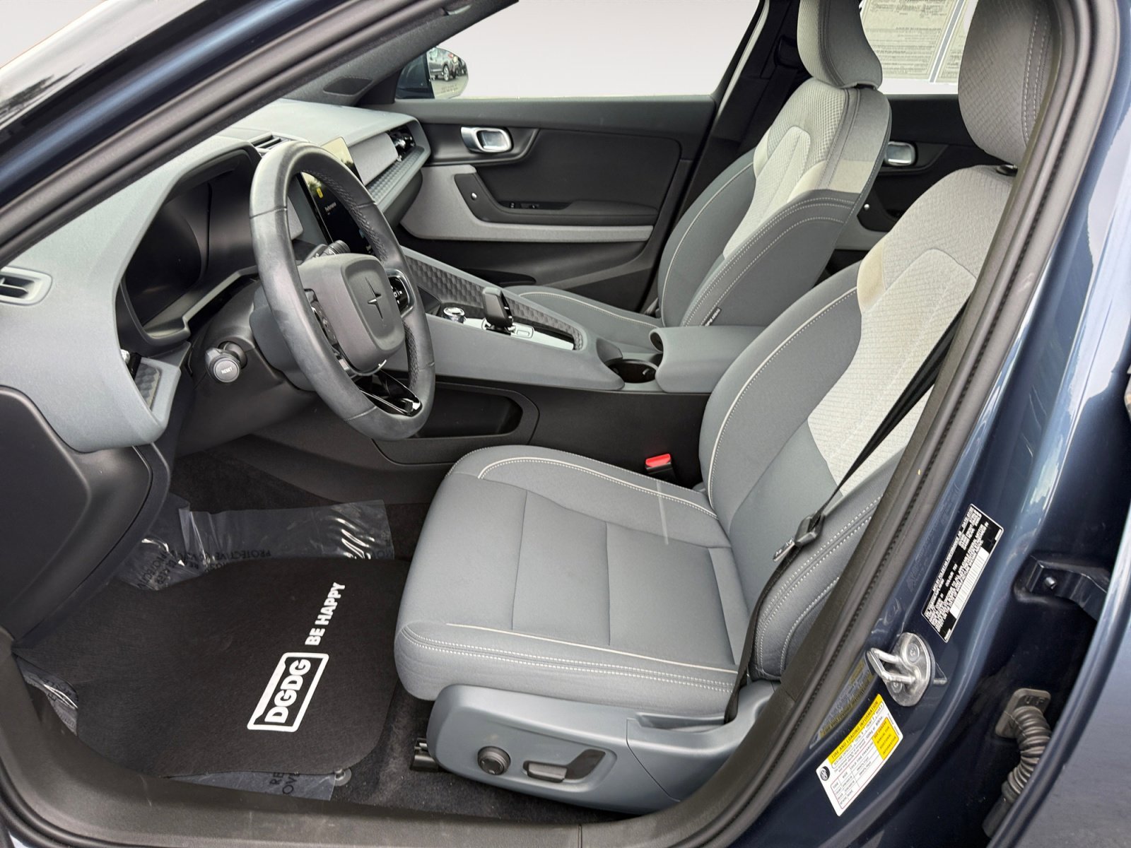 Used 2023 Midnight Metallic Polestar Long Range Dual Motor image 10
