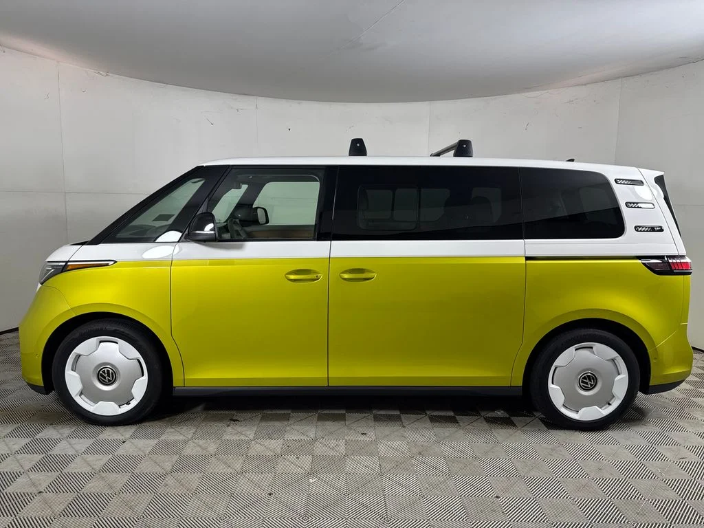 Used 2025 Yellow Volkswagen 1st Edition image 5