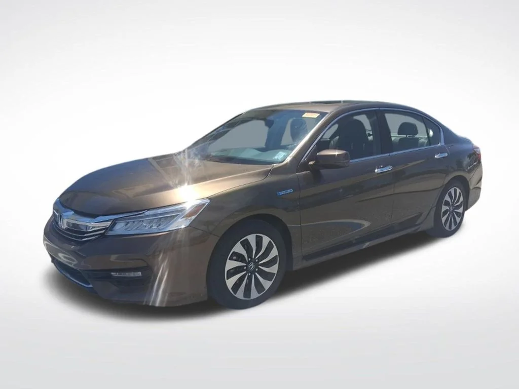 Used 2017 Brown Honda Touring image 1