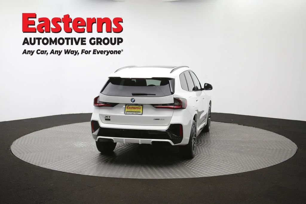 Used 2023 White BMW xDrive28i image 39
