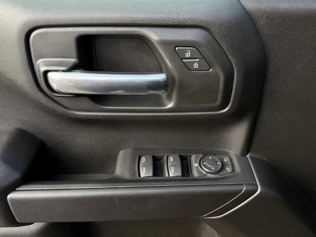 Used 2026 Black Chevrolet Custom image 25