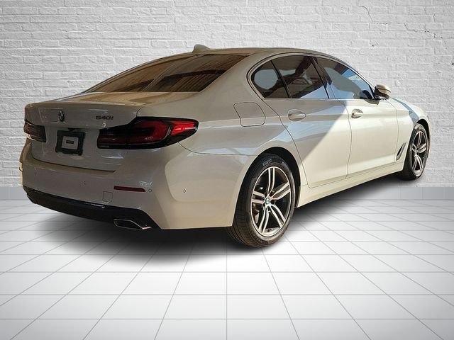 Used 2021 White BMW 540i image 3