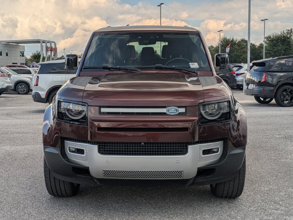Used 2023 Red Land Rover First Edition image 8