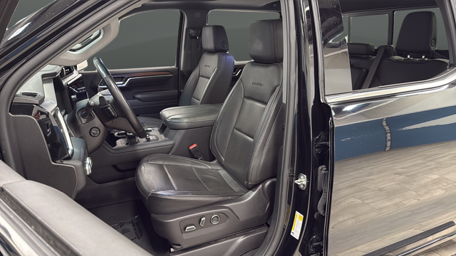 Used 2024 Onyx Black GMC Denali image 9