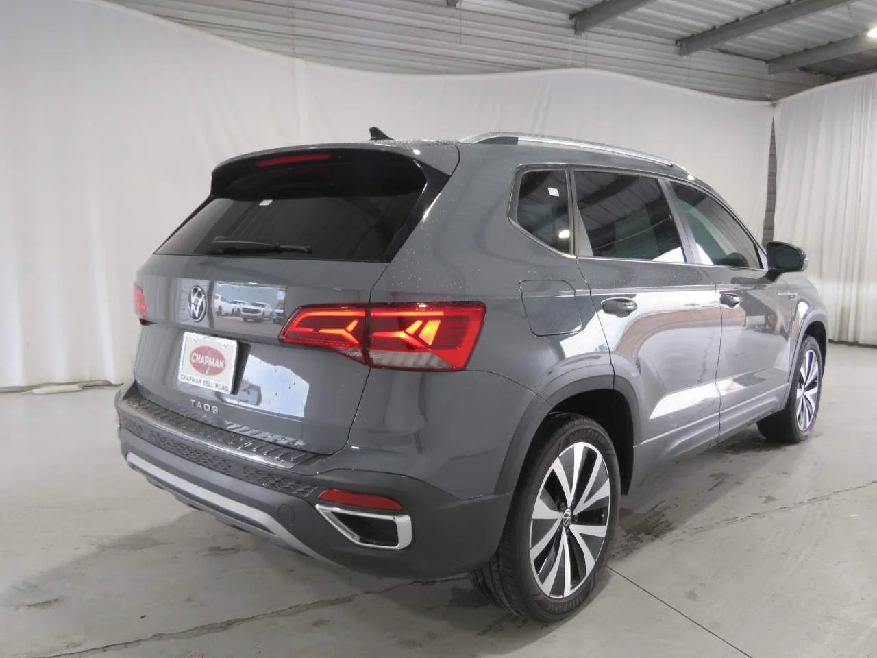 Used 2023 Pure Gray Volkswagen SE image 4