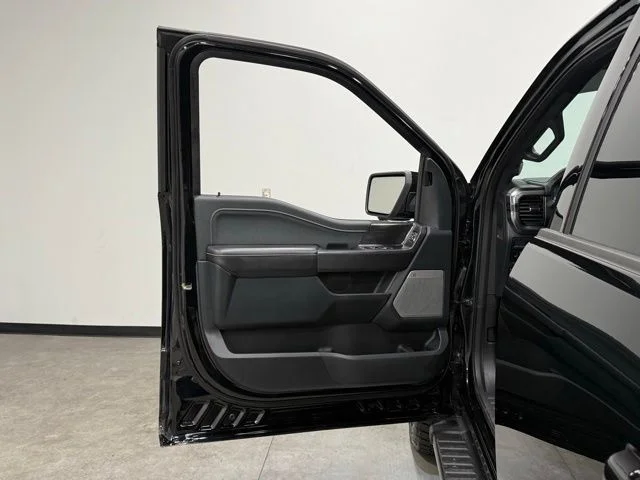 Used 2025 Black Ford Lariat image 14
