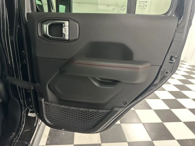 New 2026 Black Clear-Coat Exterior Paint Jeep Rubicon X image 10