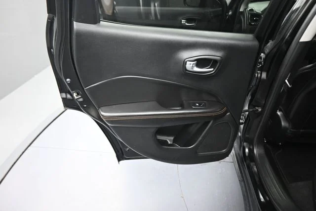 Used 2018 Black Jeep Limited image 67