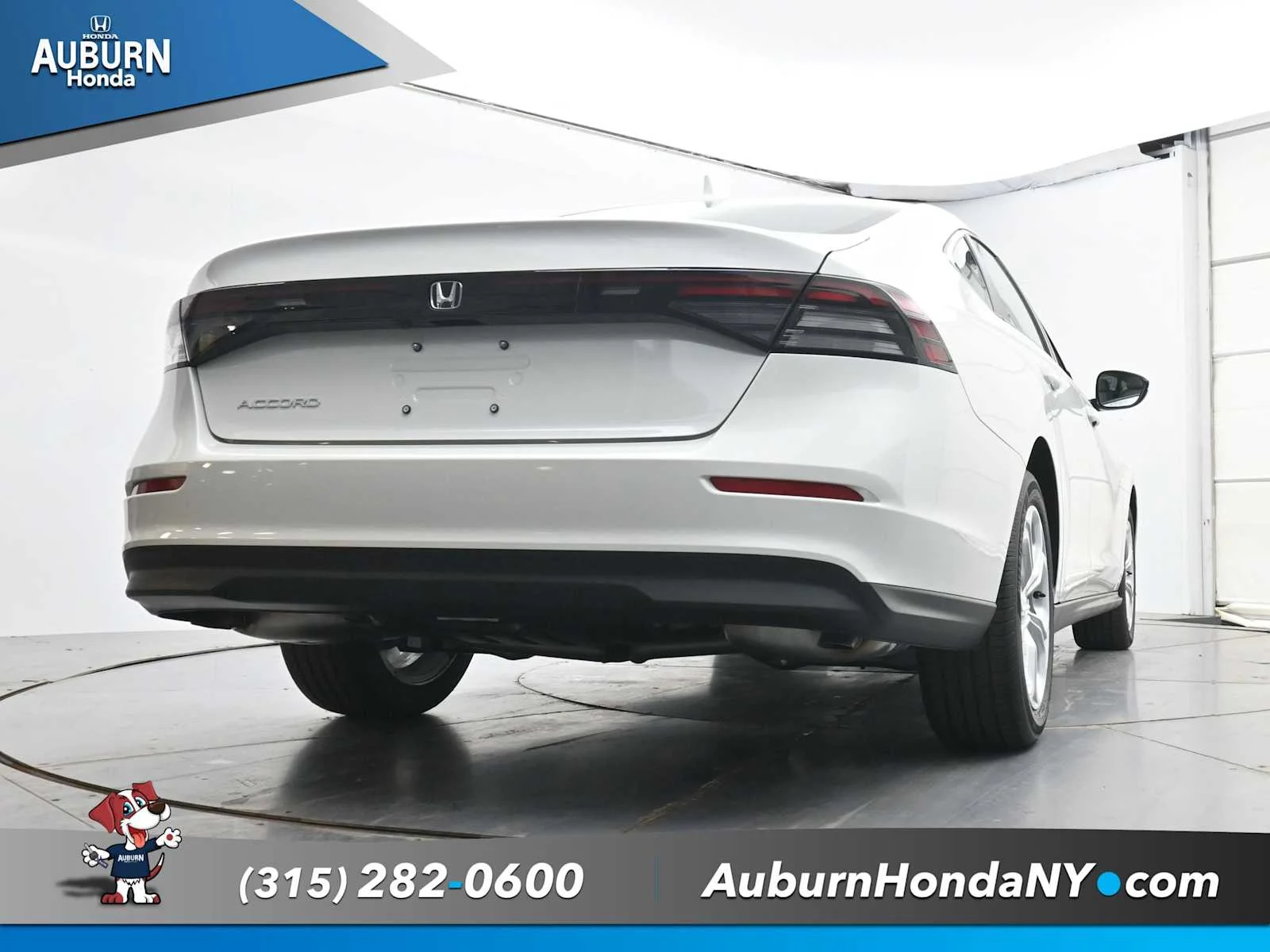 New 2026 Platinum White Pearl Honda LX image 24