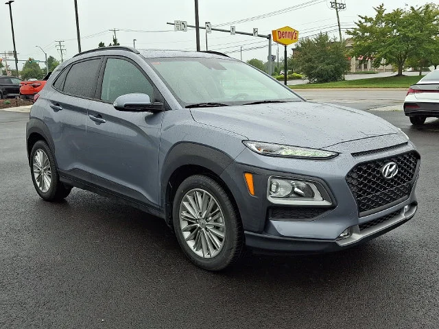 Used 2021 Silver Hyundai SEL Plus image 1