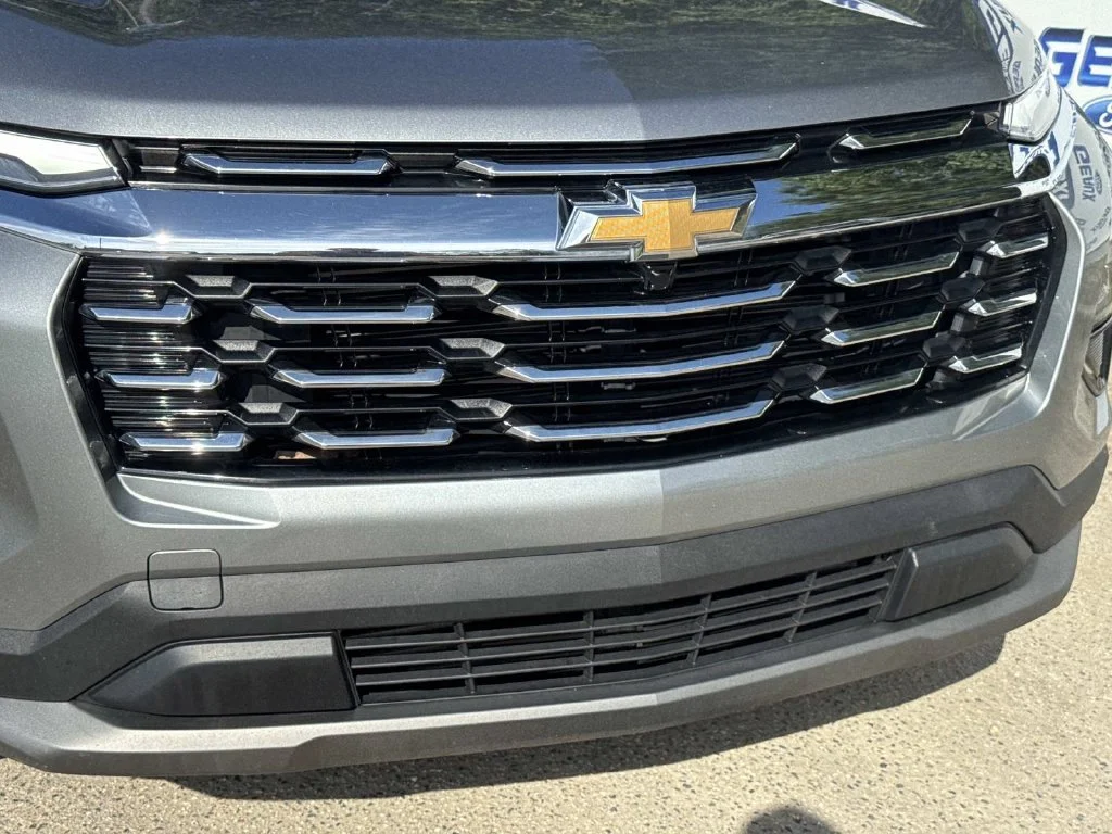 Used 2026 Gray Chevrolet LT image 4