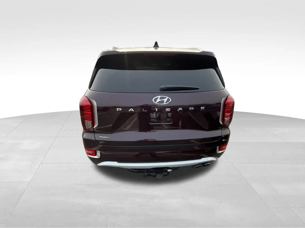 Used 2021 Red Hyundai Limited image 17