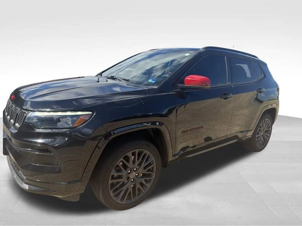 Used 2023 Black Jeep Limited image 4