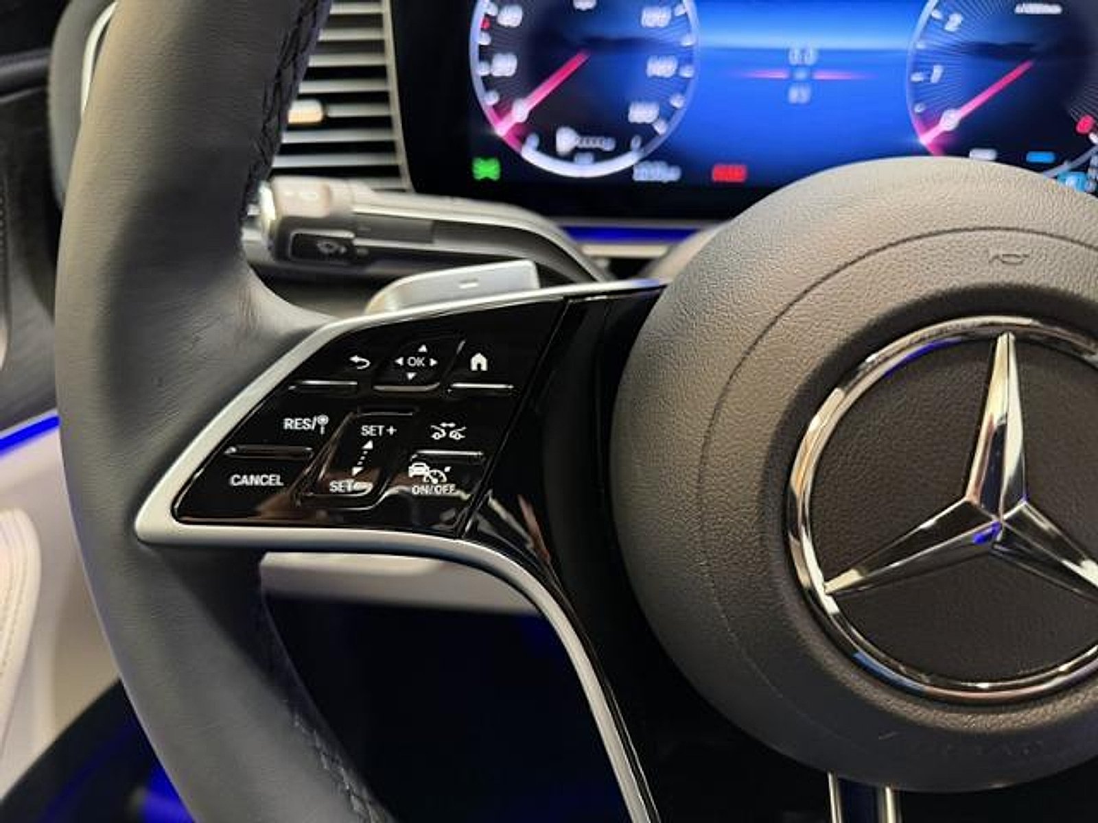 Certified Used 2026 Black Mercedes-Benz 4MATIC® image 18
