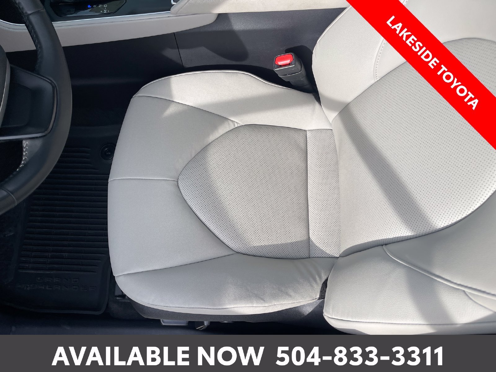 Certified Used 2025 Blue Toyota XLE image 31