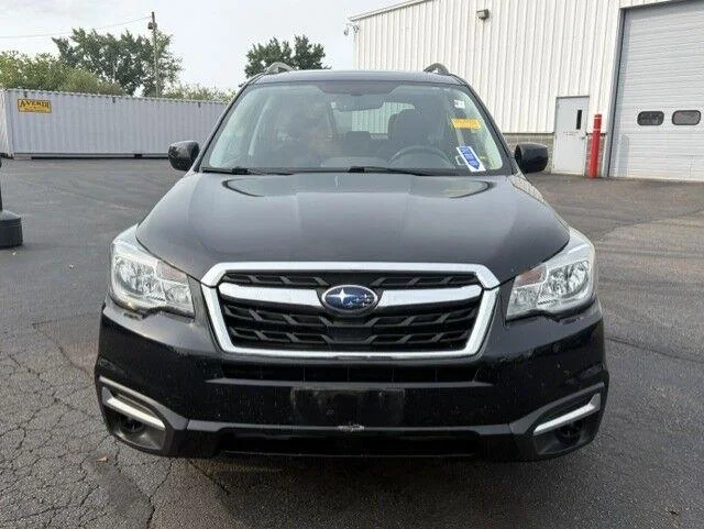 Used 2018 Crystal Black Silica Subaru Premium image 3