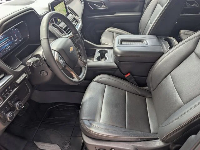 Used 2024 Black Chevrolet High Country image 8