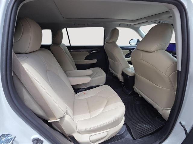 Certified Used 2024 Wind Chill Pearl Toyota Platinum image 47