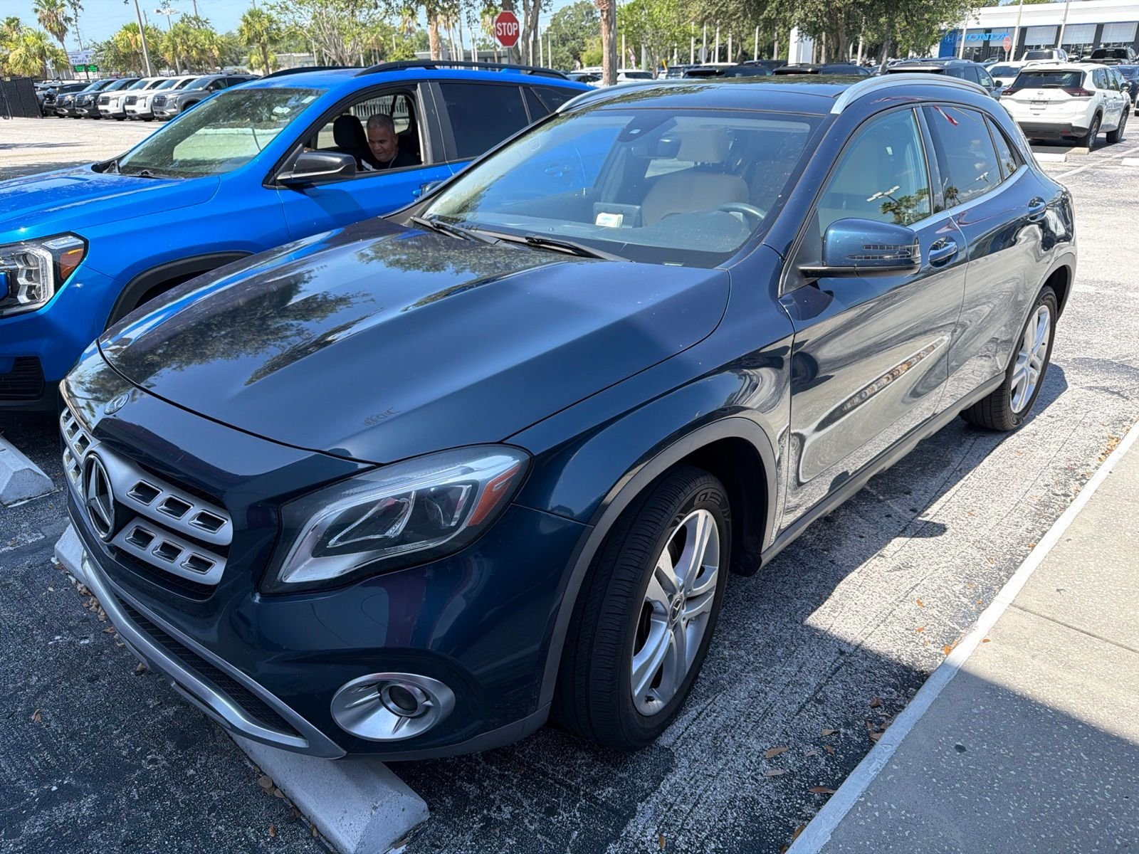 Used 2019 Blue Mercedes-Benz GLA 250 image 3