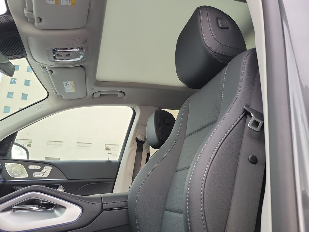 New 2026 Selenite Grey Metallic Mercedes-Benz GLS 450 image 20